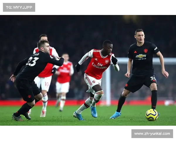 曼联VS阿森纳，足坛的红蓝对决