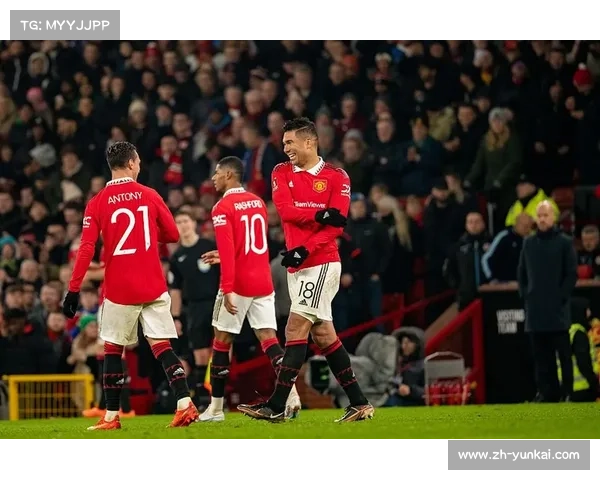 曼联海报预热联赛杯1 4决赛